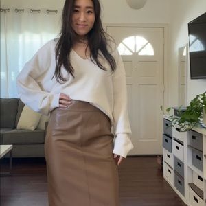 Aritzia Babaton Pegu Skirt_Vegan Leather Pencil Skirt